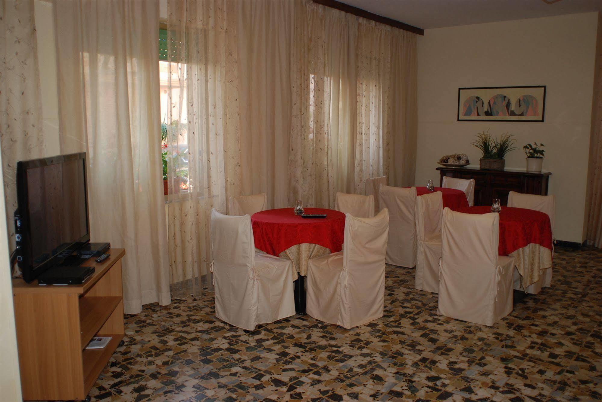 Hotel Zaghini Rimini Exterior foto