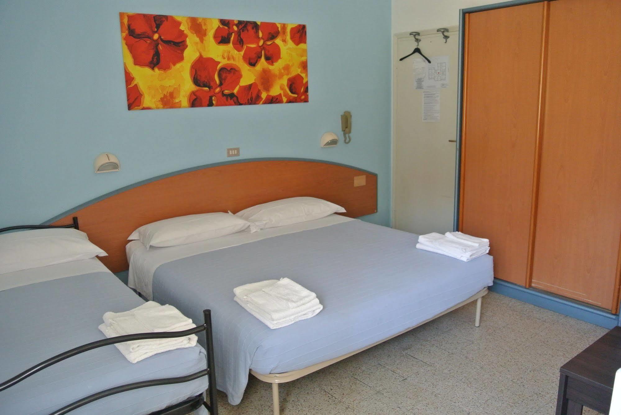 Hotel Zaghini Rimini Exterior foto